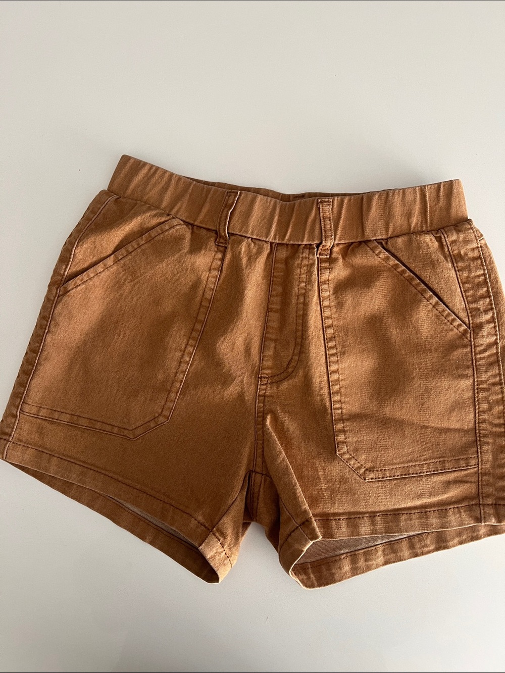 High-Waist Utility Shorts in Chestnut Brown
